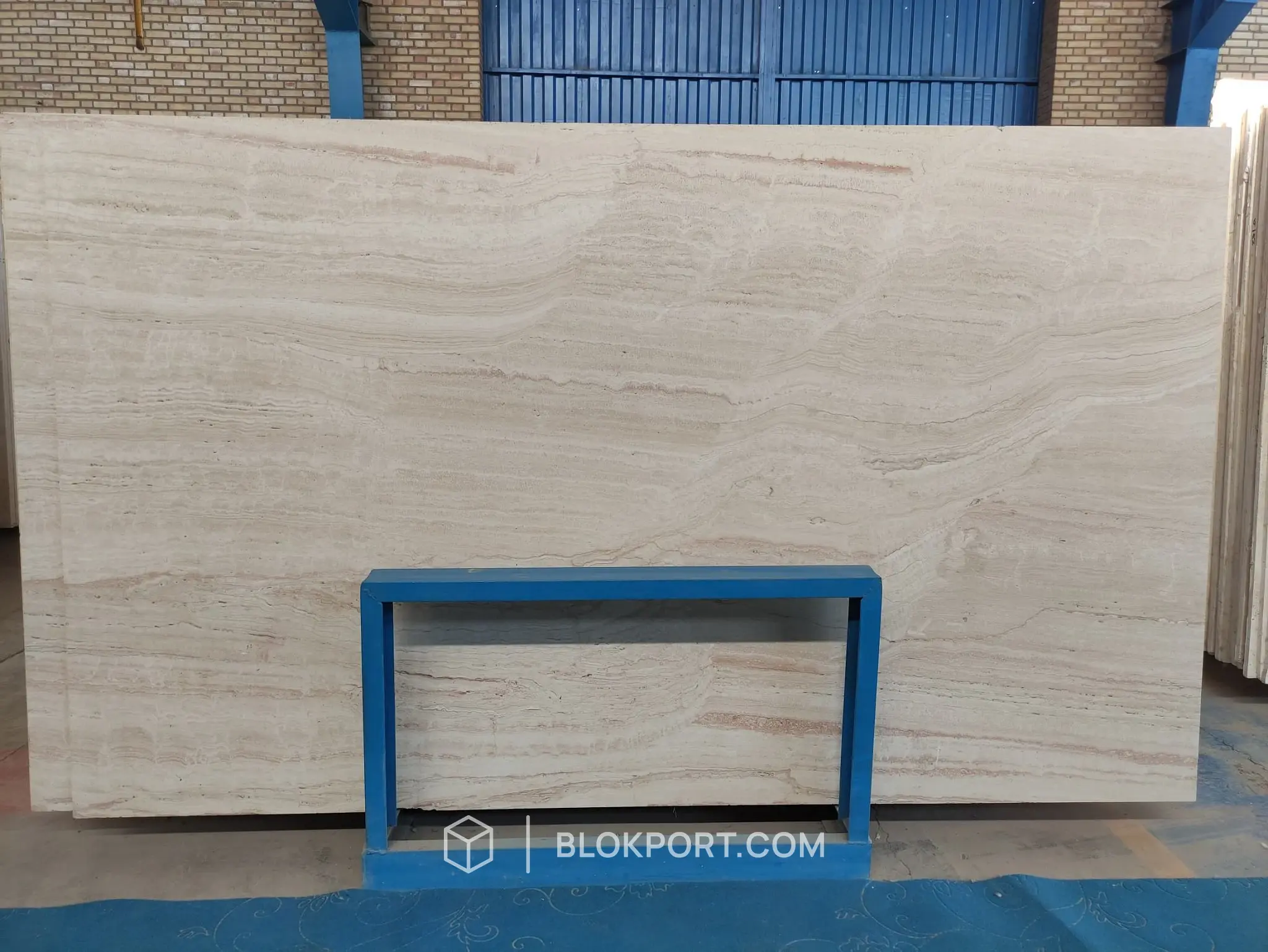 Iran White Polished Travertine, photo 1 of 3