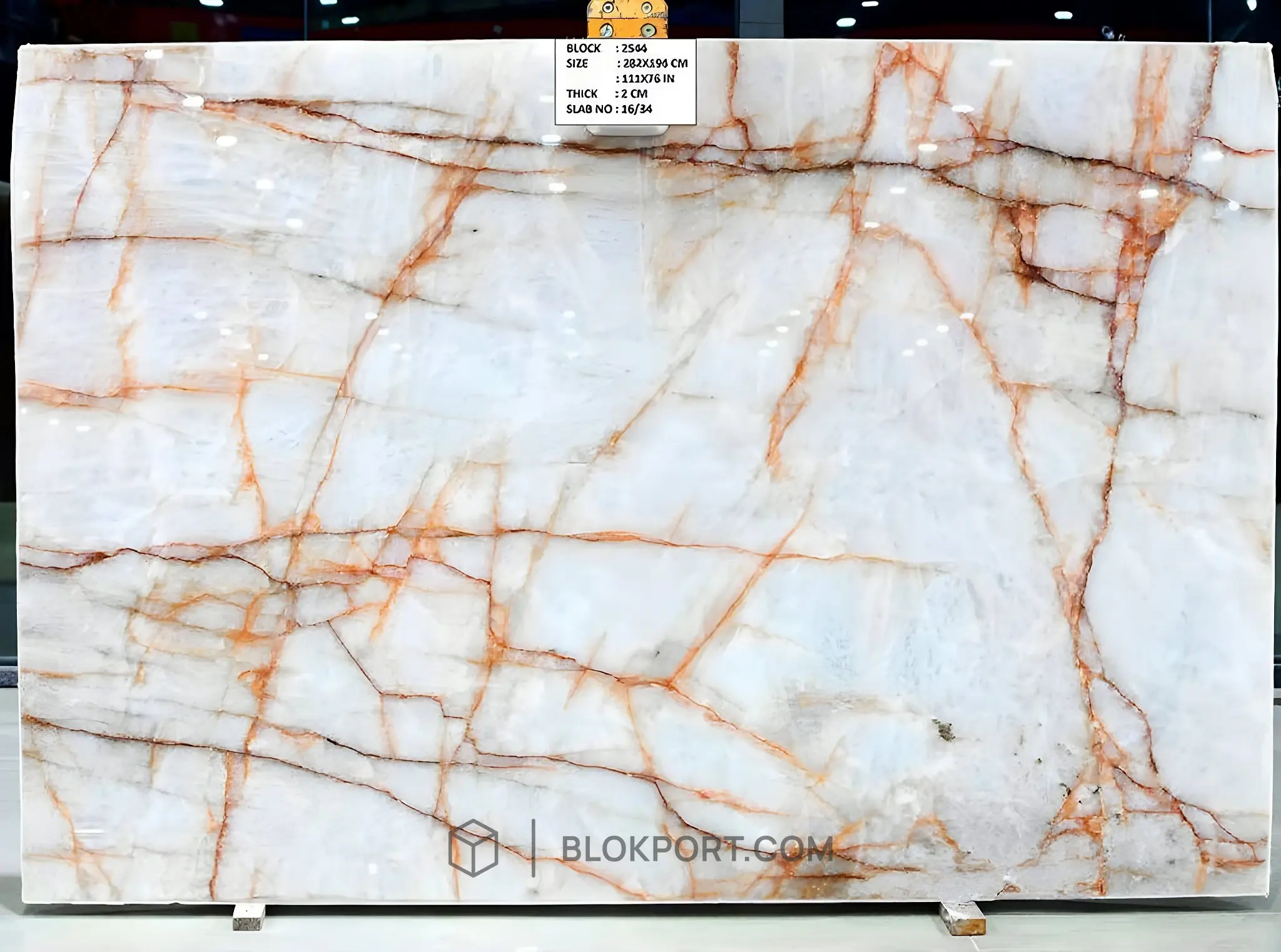 Crystallo Roso Polished Quartzite, photo 1 of 4