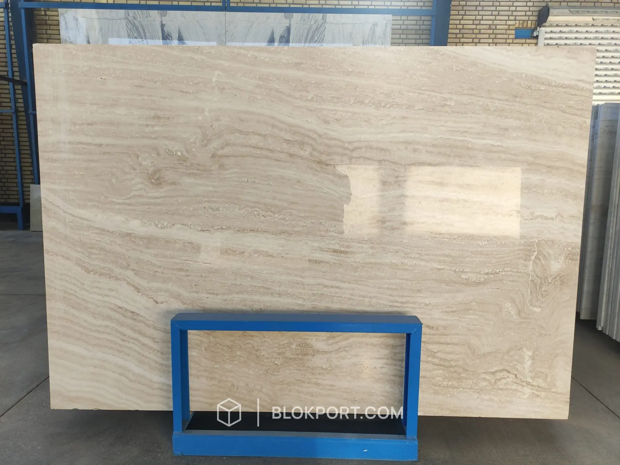 Iran White Polished Travertine, photo 1 of 3