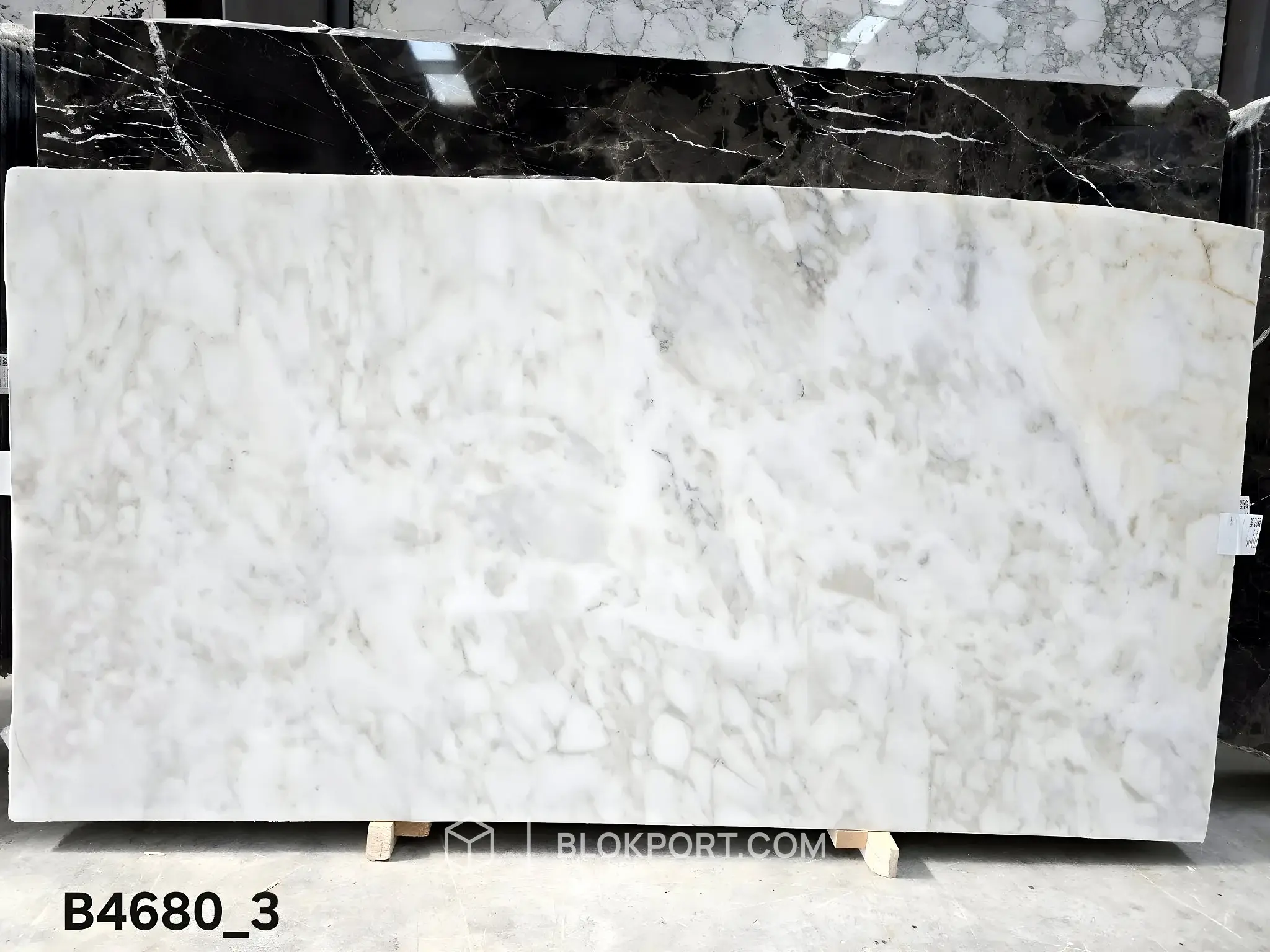 Afyon Gold Honed Marble, photo 1 of 4