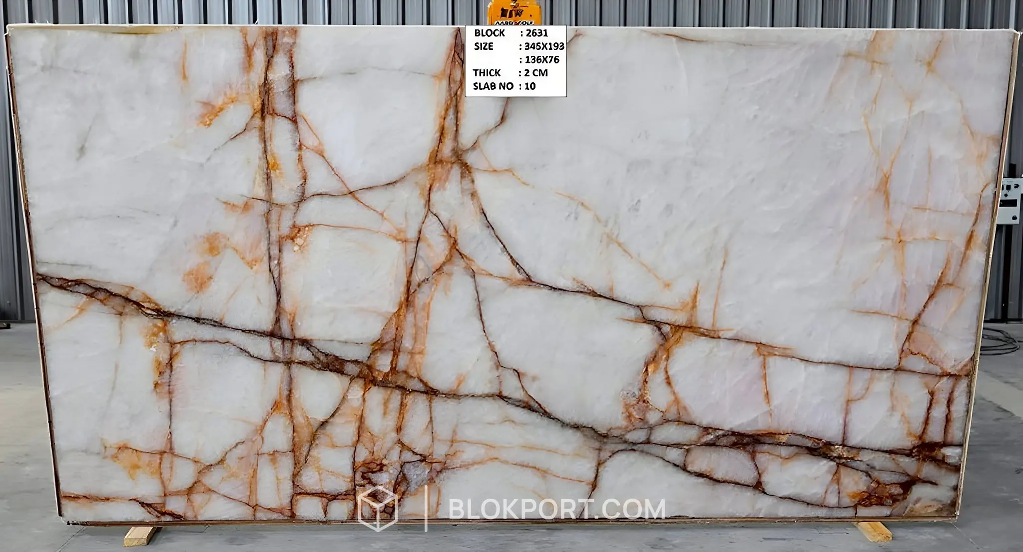 Crystallo Roso Polished Quartzite, photo 1 of 8