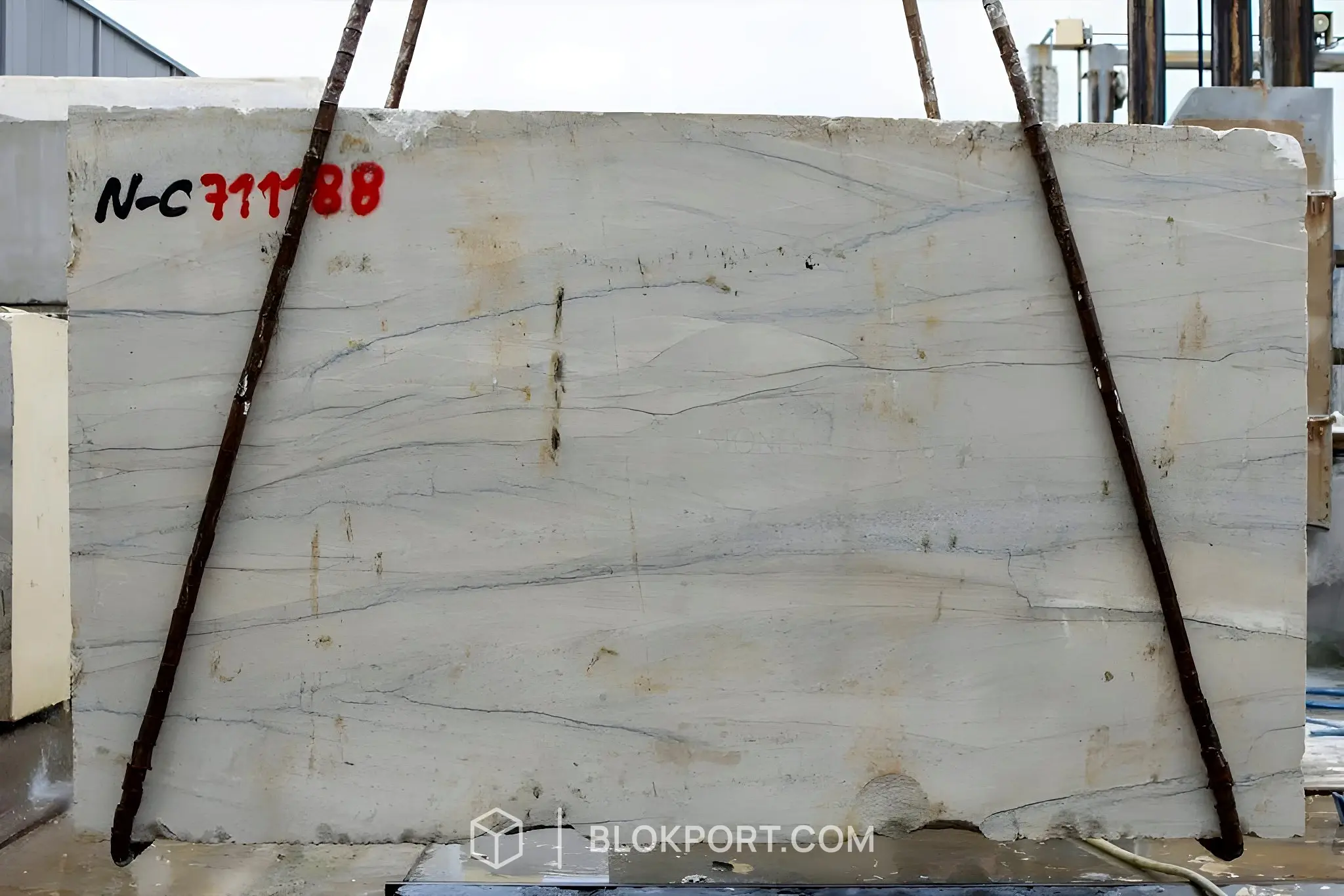 Cream Quartzite, photo 1 of 2