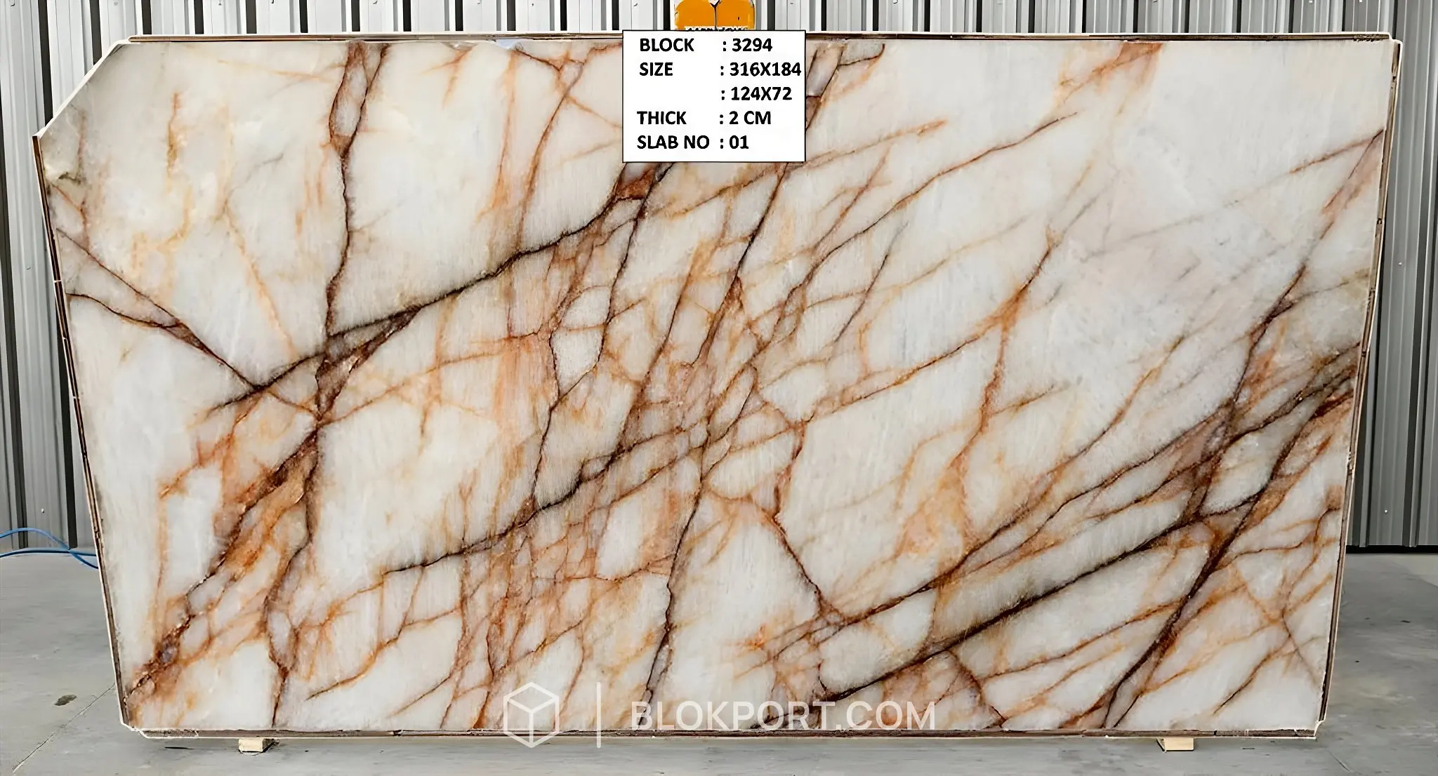 Crystallo Roso Polished Quartzite, photo 1 of 5