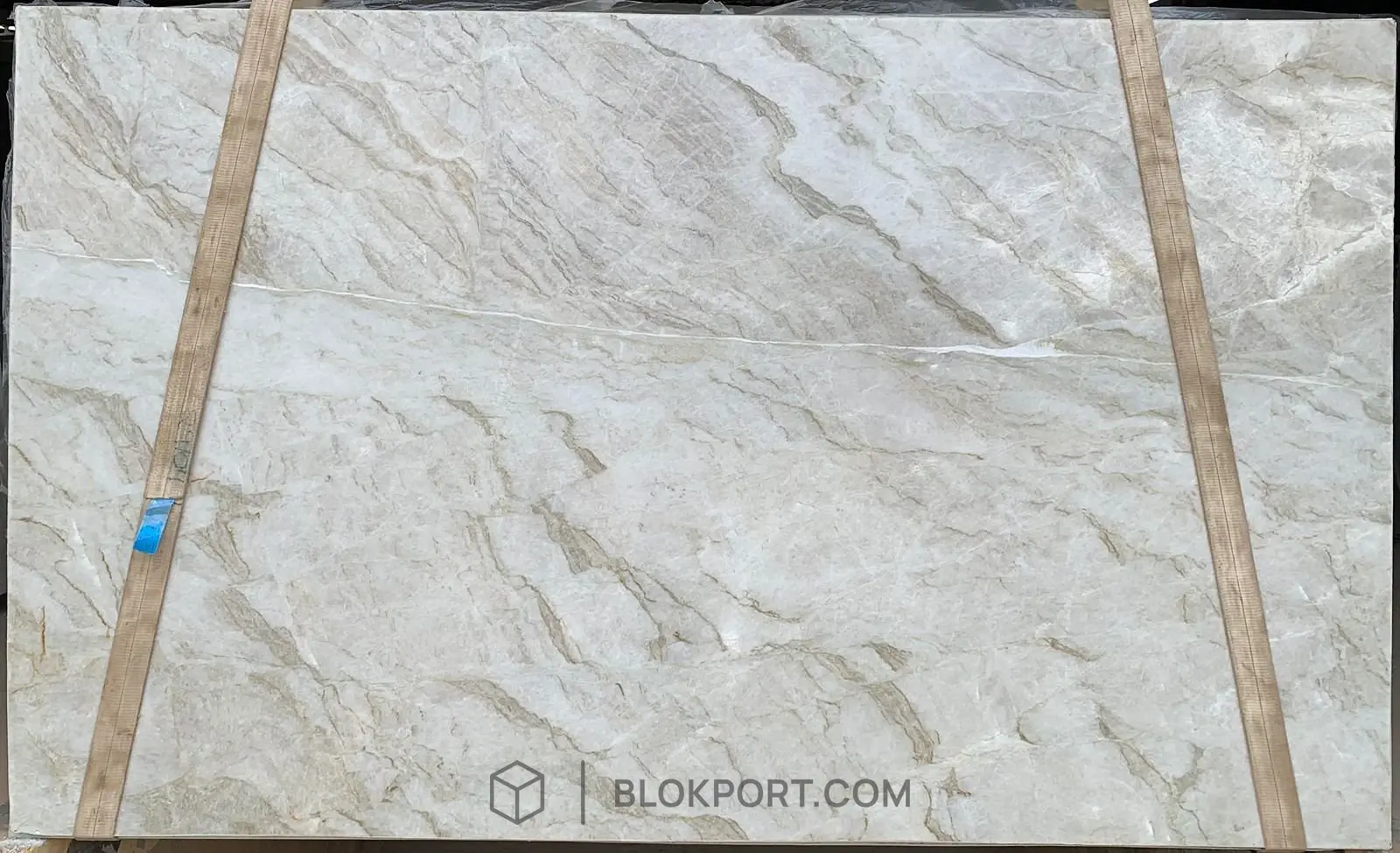 Perla Venata Polished Quartzite, photo 1 of 1