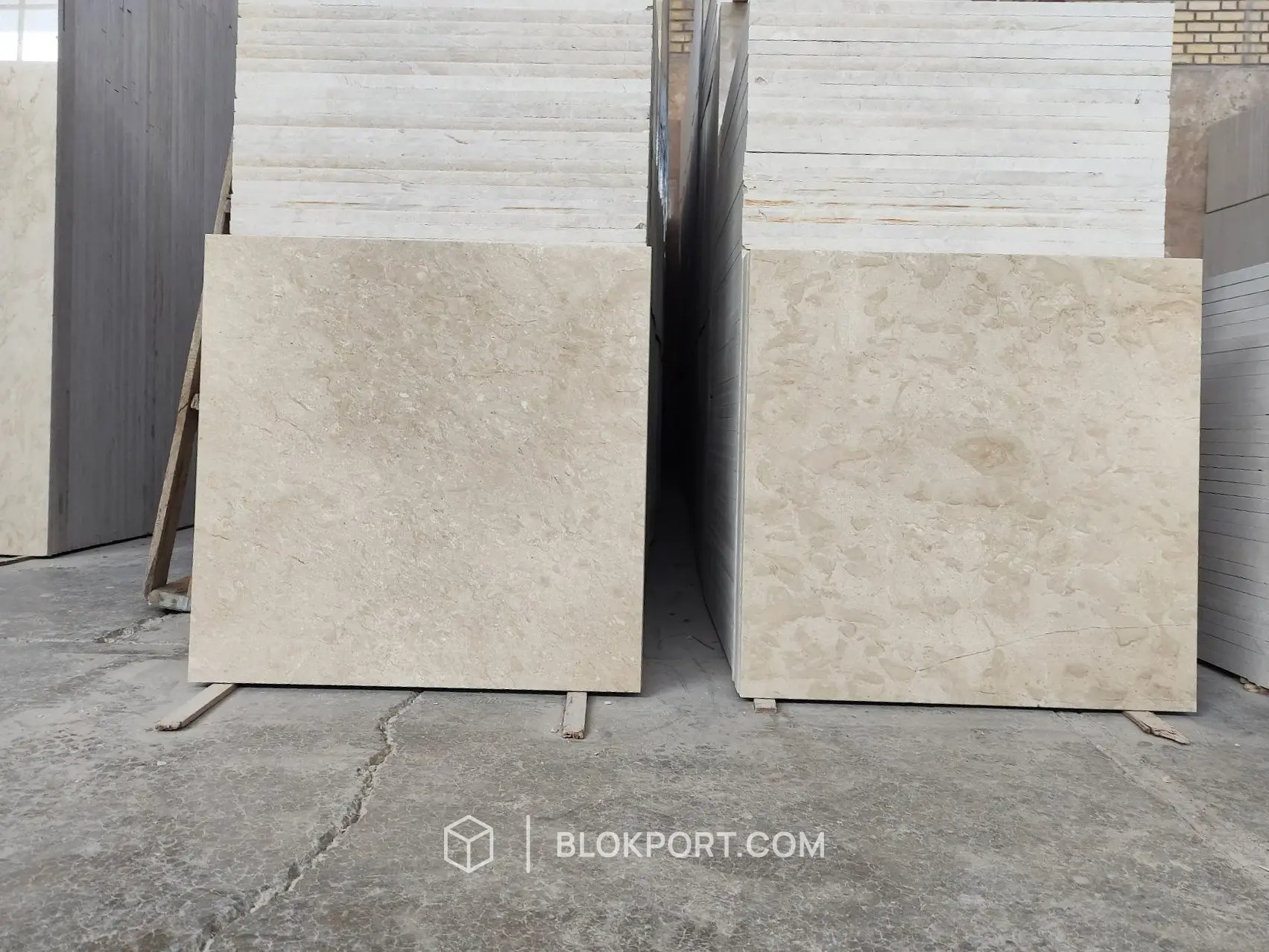 Royal Beige Polished Marble, photo 1 of 3