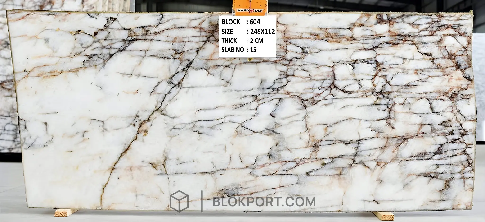 Crystallo Spazio Polished Quartzite, photo 1 of 1