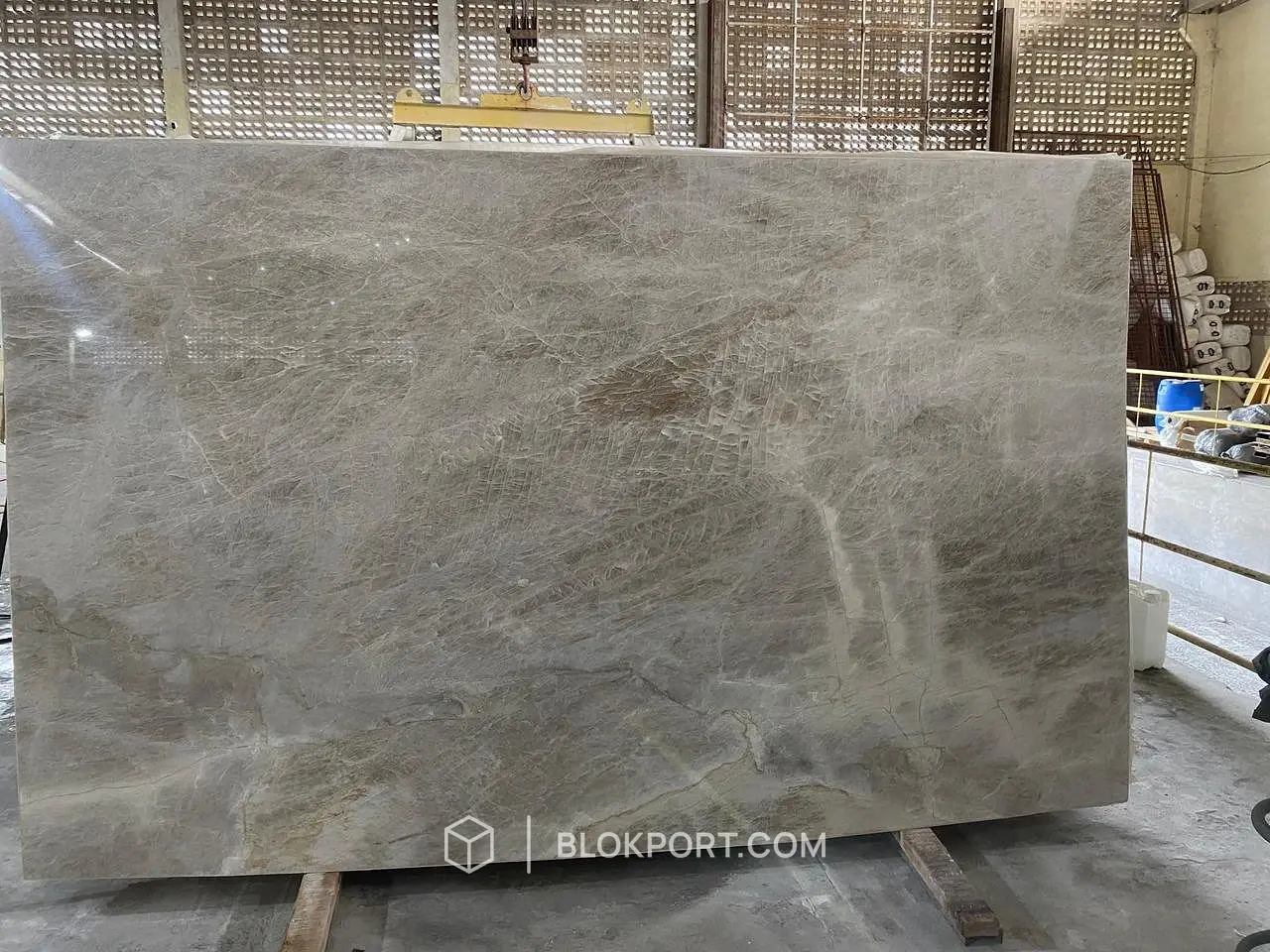 Perla Venata Polished Quartzite, photo 1 of 6
