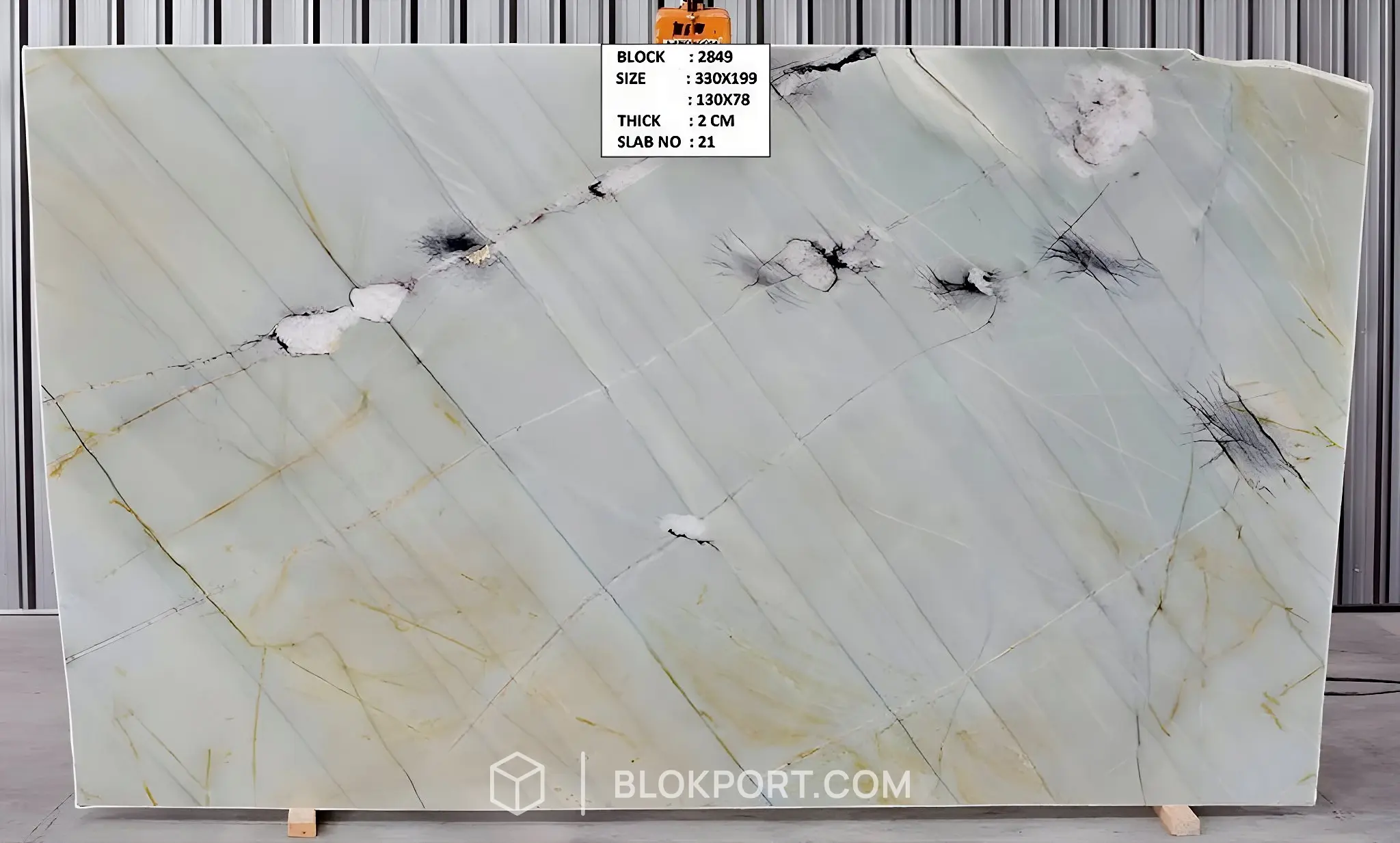 Acquamare Polished Quartzite, photo 1 of 3