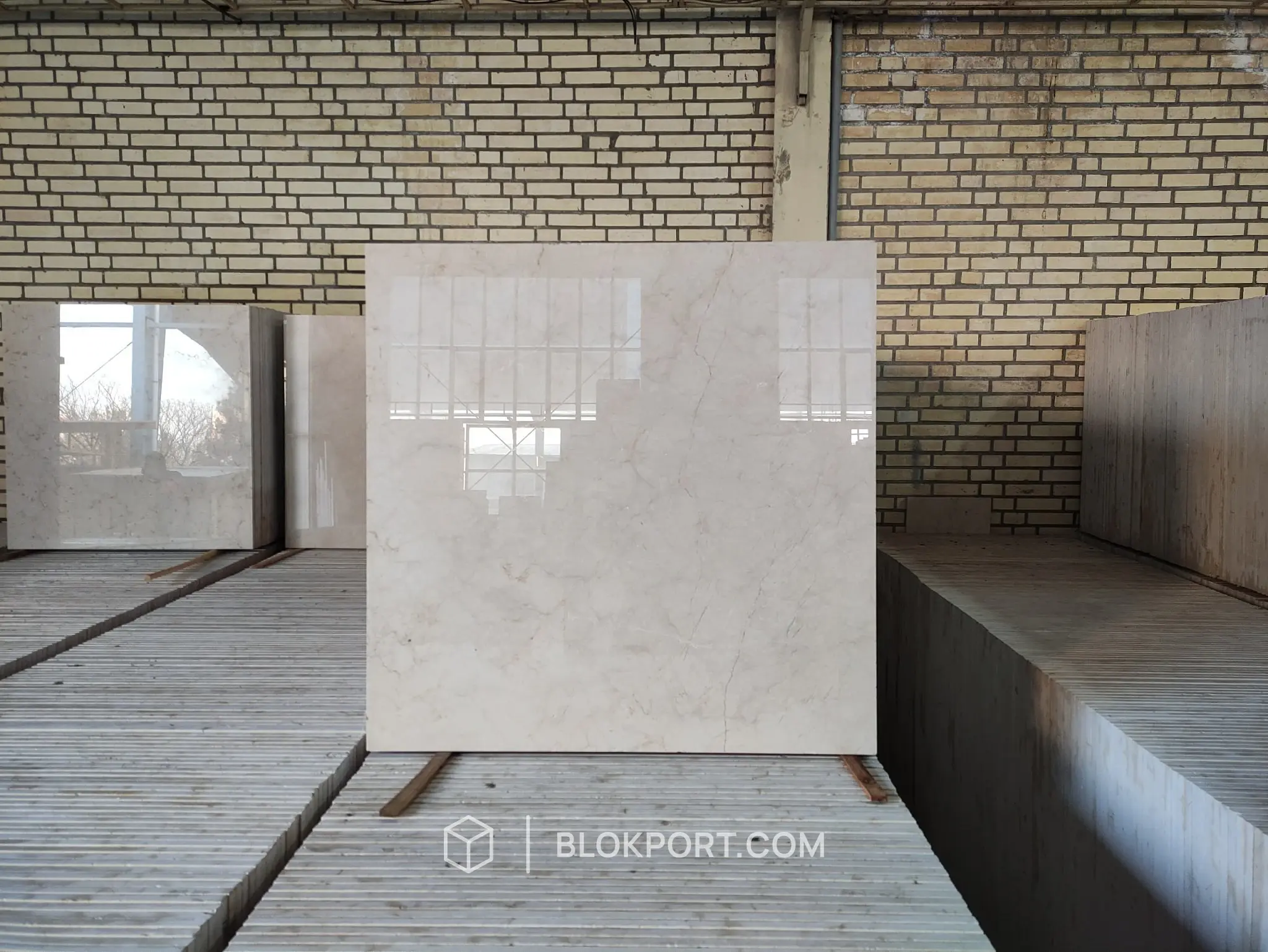 Shayan Polished Marble, photo 1 of 3